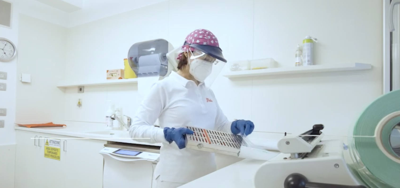 processo di sterilizzazione - studio dentistico Orange Pordenone